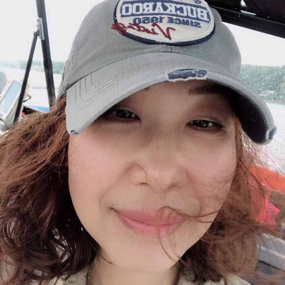 Meet your Posher, Megan - Picture 1 of 1